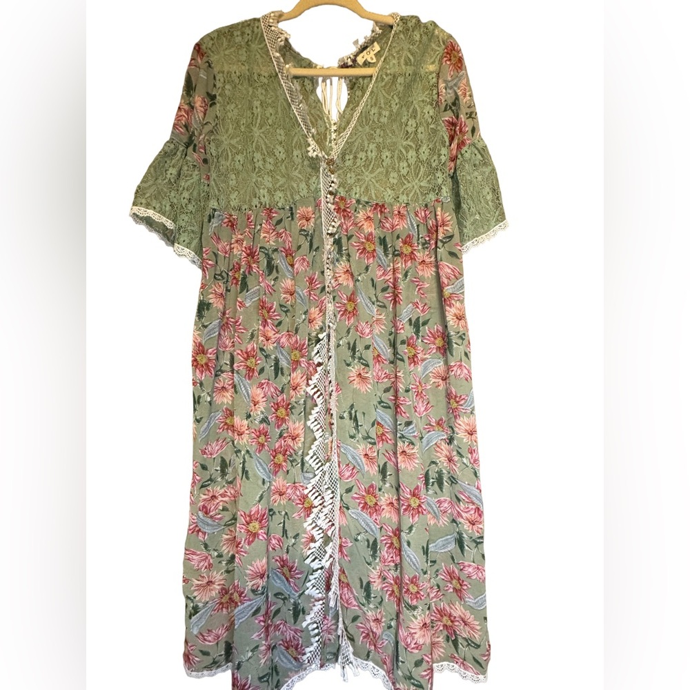 NWT POL Floral Lace Overlay Dress